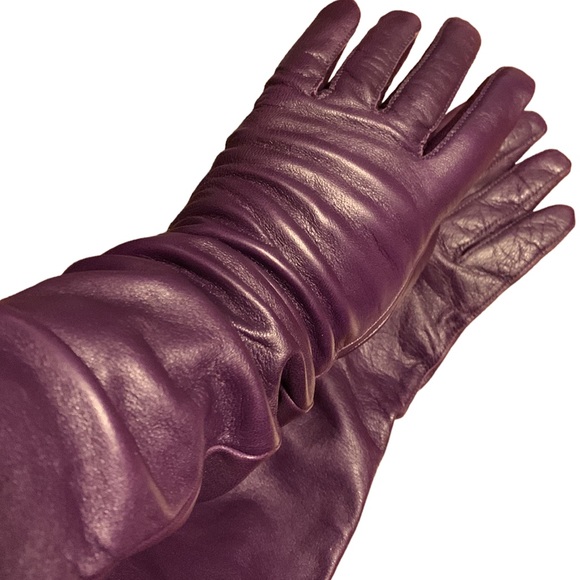 💖Club Monaco Soft Leather Long Gloves NWT - Picture 2 of 7